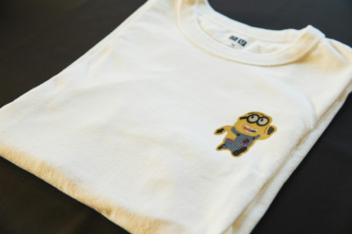 Happy Minion iron-on embroidered patch - Patch-Up India - angle 2